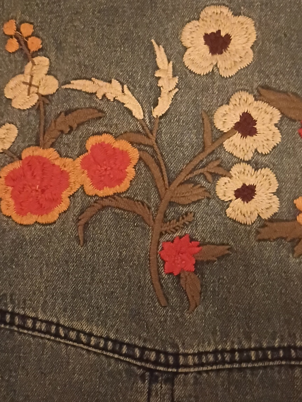 Vintage Veveret Embroidered Jean Jacket - Picture 7 of 10